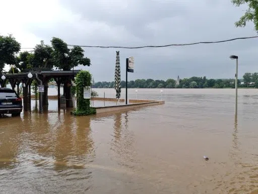 Hochwasser im Bundeshäuschen – Aufnahme aus unserem Archiv
