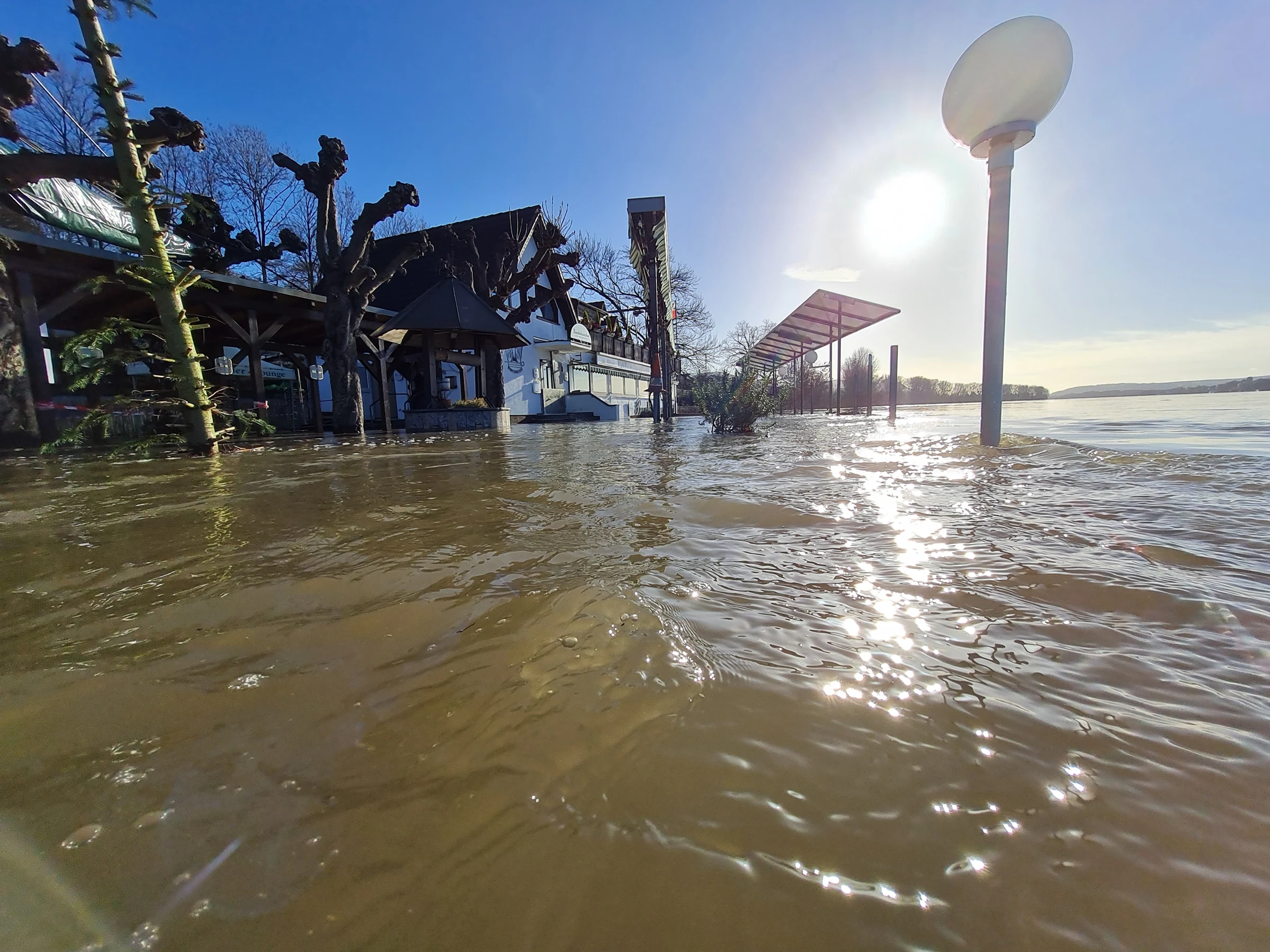Hochwasser im Bundeshäuschen – weitere Aufnahme aus unserem Archiv