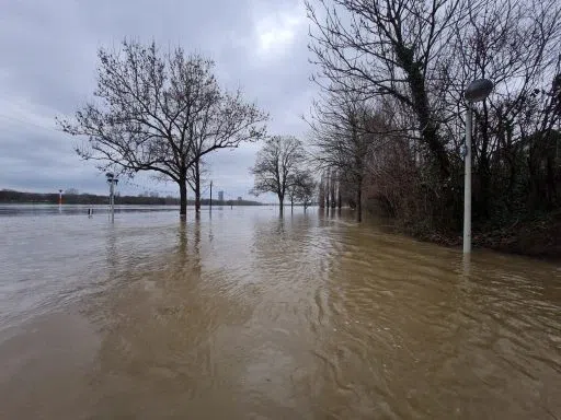 Hochwasser im Bundeshäuschen – Aufnahme aus unserem Archiv