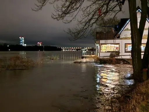 Hochwasser im Bundeshäuschen – Aufnahme aus unserem Archiv