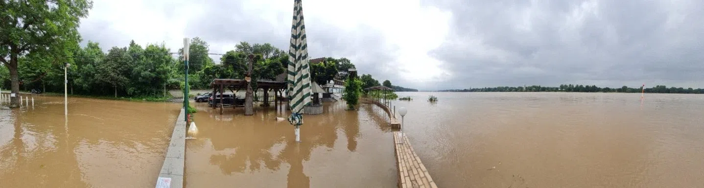 Hochwasser im Bundeshäuschen – Aufnahme aus unserem Archiv